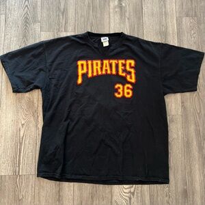 Lee Sport MLB Men’s Vintage Short Sleeve T-Shirt Pittsburgh Pirates #36 C Wilson
